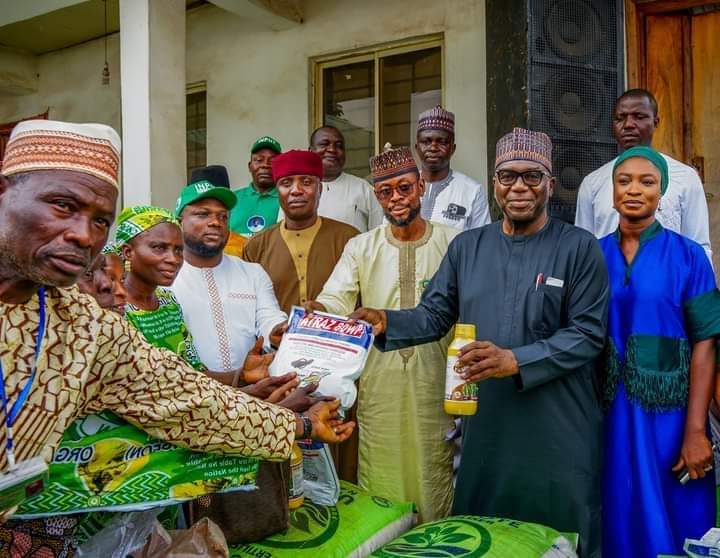 Food Security: Gov. AbdulRazaq launches distribution of farm inputs for another 10,000 farmers